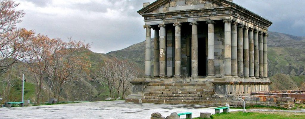 Day tour to Geghard monastery and Garni Temple with Lavash baking