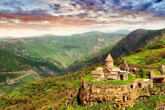 Visite en groupe de Khor Virap, Noravank et de l'ancienne cave Areni