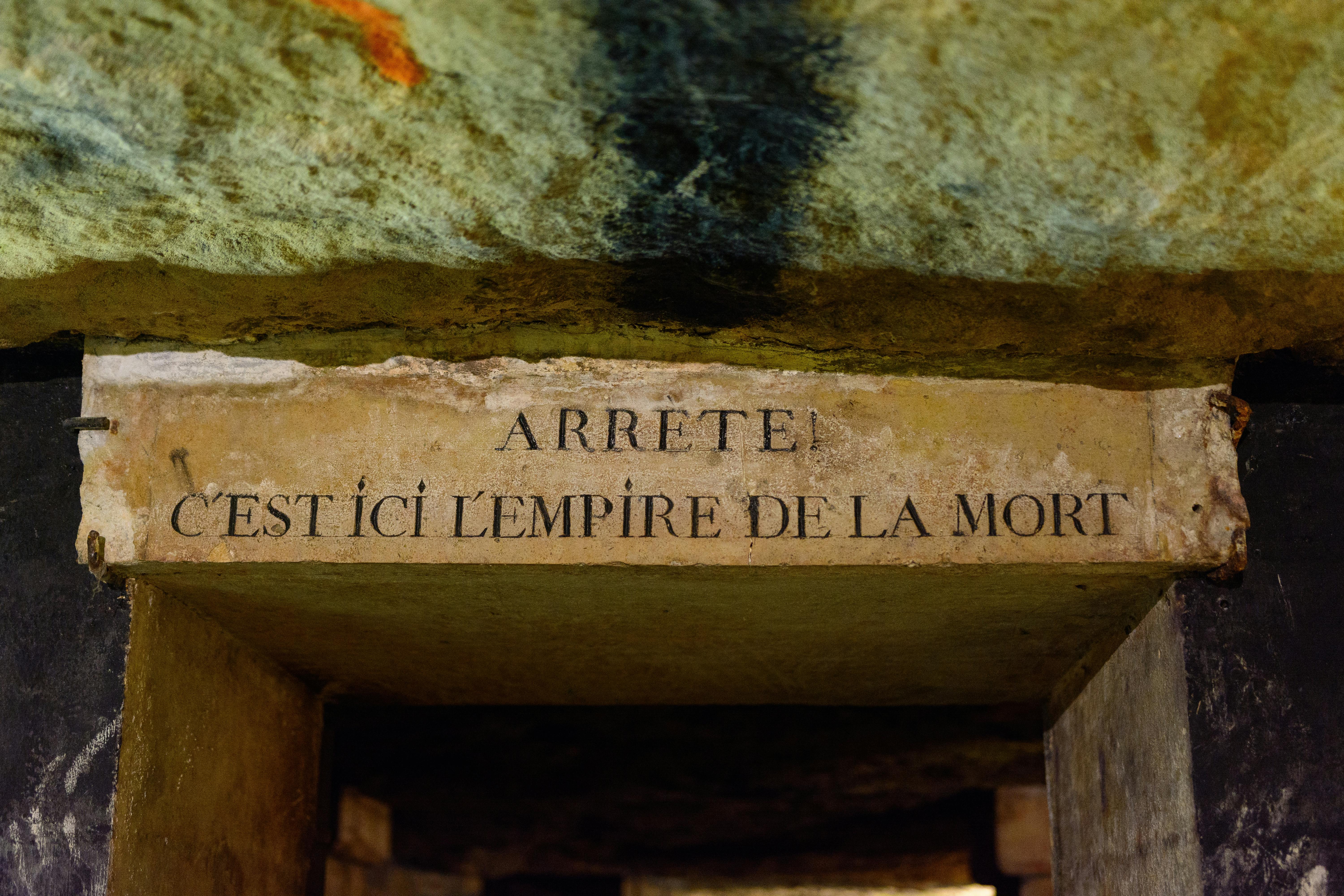Visite guidée coupe-file des catacombes de Paris