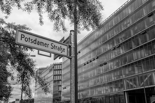 Wiederbelebung der Potsdamer Straße - Privatführung