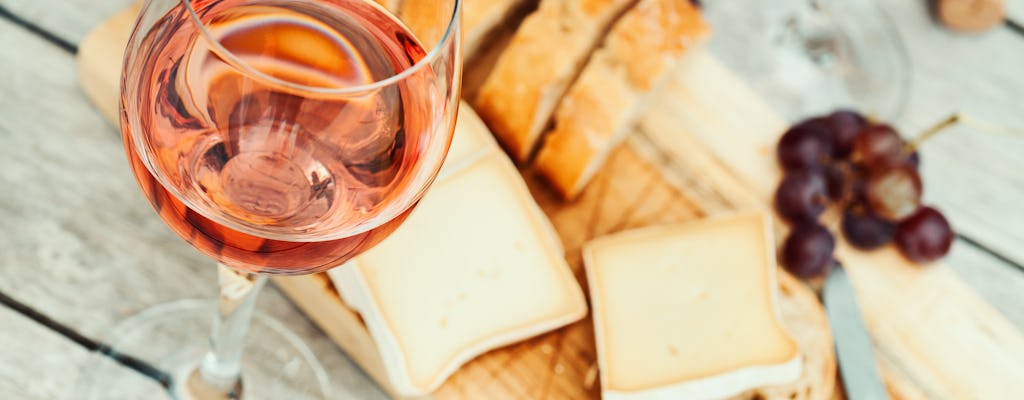 Degustación de vino y queso francés