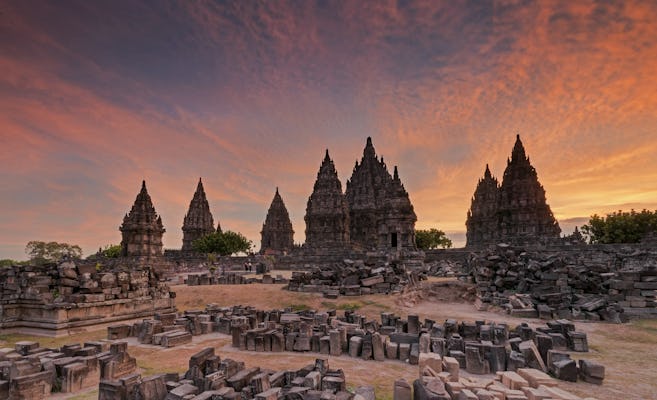 Prambanan and temples half-day tour