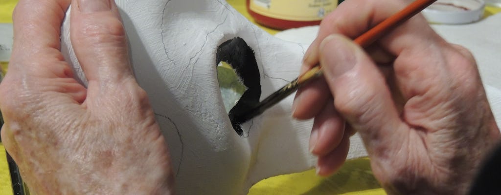 Venetian Carnival mask workshop