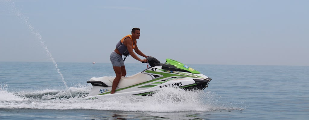 Experiencia de moto de agua en Armaçao de Pêra