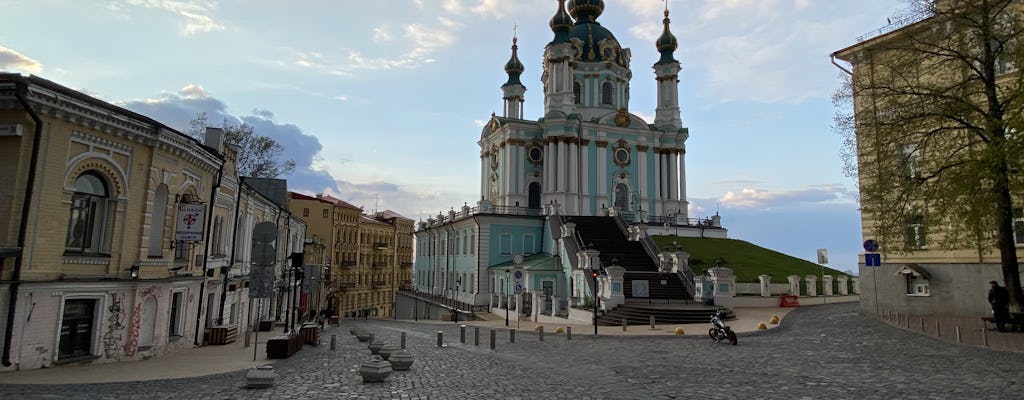 Private walking tour of the old town in Kyiv