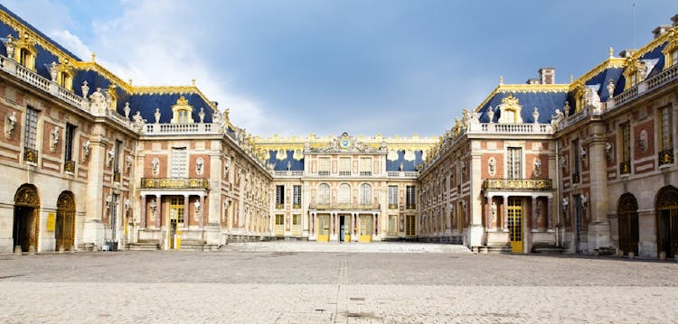 Private full-day excursion to Versailles from Paris
