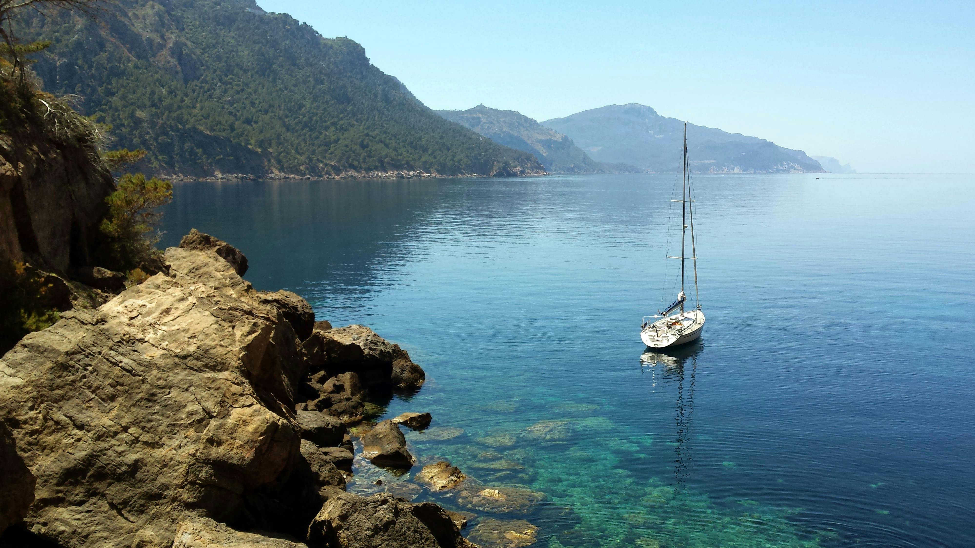 Caribia sailing charter