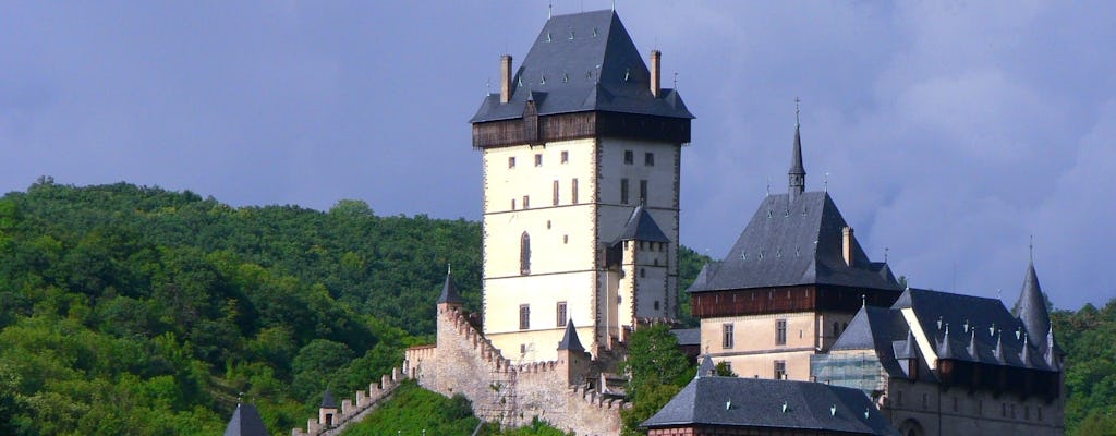 Viagem de um dia ao Castelo de Karlštejn e às Grutas de Koněprusy com almoço