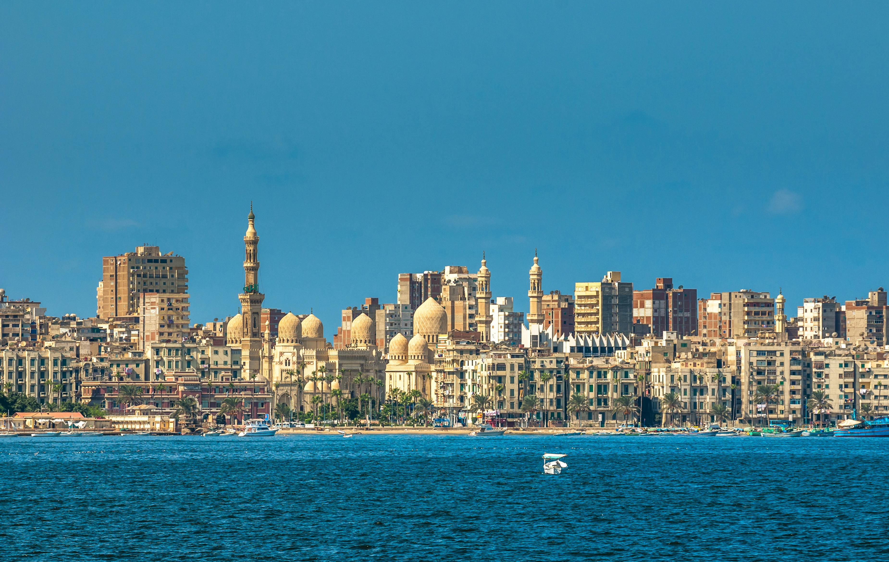 Discover Alexandria Highlights from Cairo with Seafood Lunch
