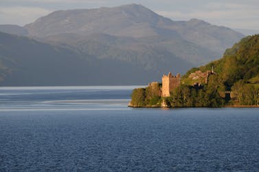 A viagem completa de um dia à experiência do Loch Ness saindo de Inverness