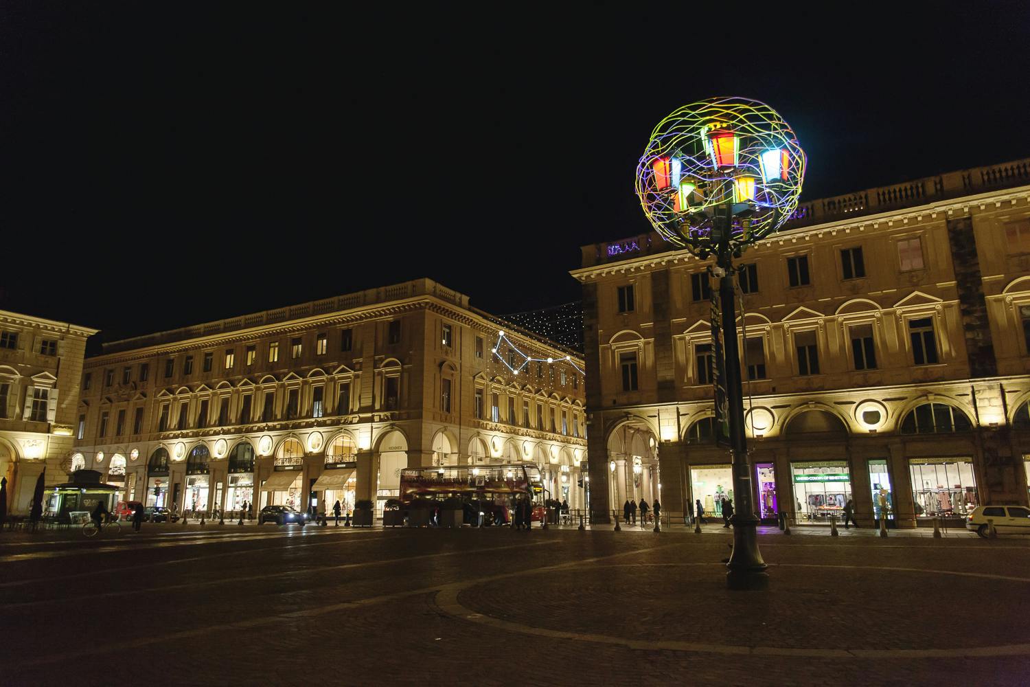 „Luci d'artista“ Stadtrundfahrt durch Turin