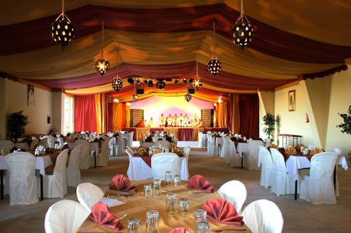 Medinat Alzahra Dinner Show