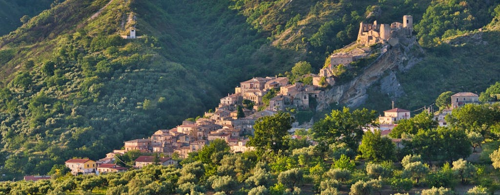 Trekking urbano di Cleto e Fiumefreddo con pranzo