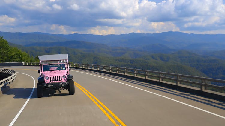 Valleys and Views Smoky Mountains tour