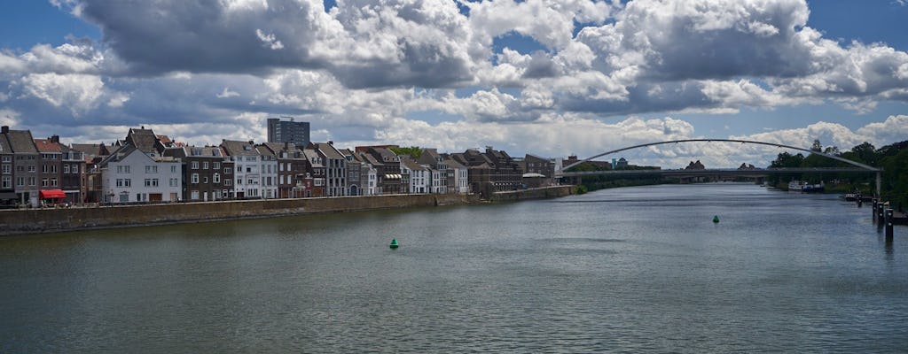 2-hour photography tour in Maastricht