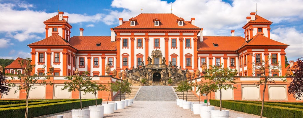 Excursão de bicicleta pelo rio Praga para Troja Chateau