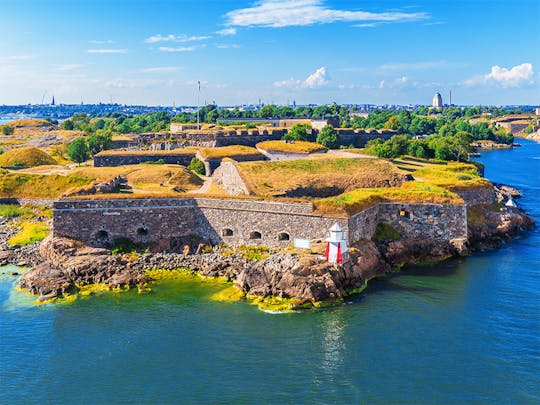 Excursão privada a Helsinque e à fortaleza de Suomenlinna
