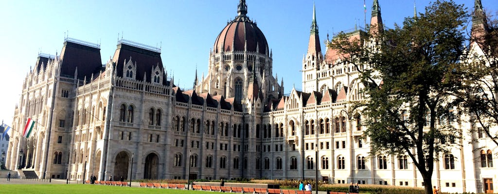 Tour of the Hungarian parliament in Budapest with hotel pick-up