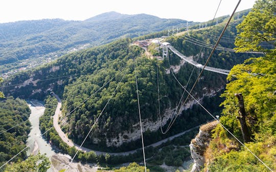 Ganztägige private Tour durch Krasnaya Polyna und Skypark von Adler, dem Stadtbezirk von Sotschi
