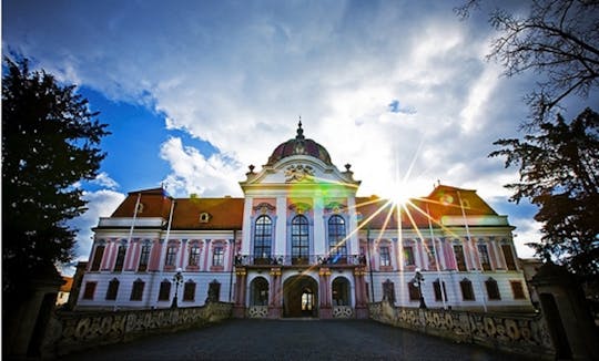 Excursión de medio día al palacio real Gödöllő de la princesa Sissi desde Budapest