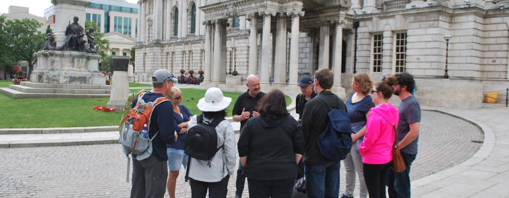 Il tour a piedi della storia dei guai a Belfast