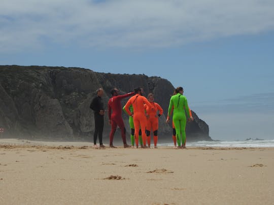 Aulas de surf para pequenos grupos em Sintra