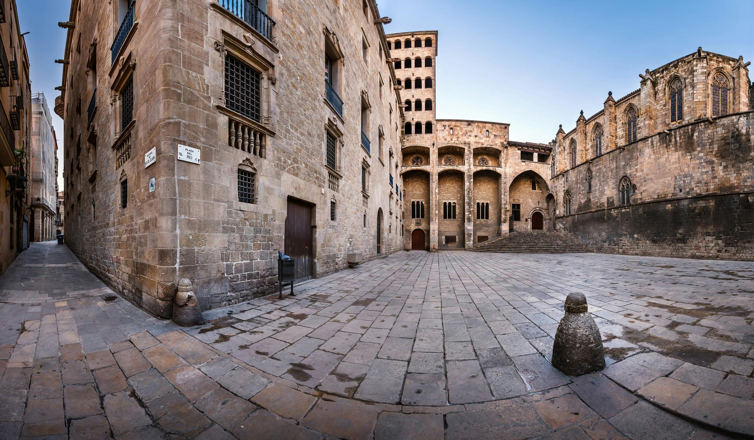 Barcelona: visita guiada do gótico ao moderno