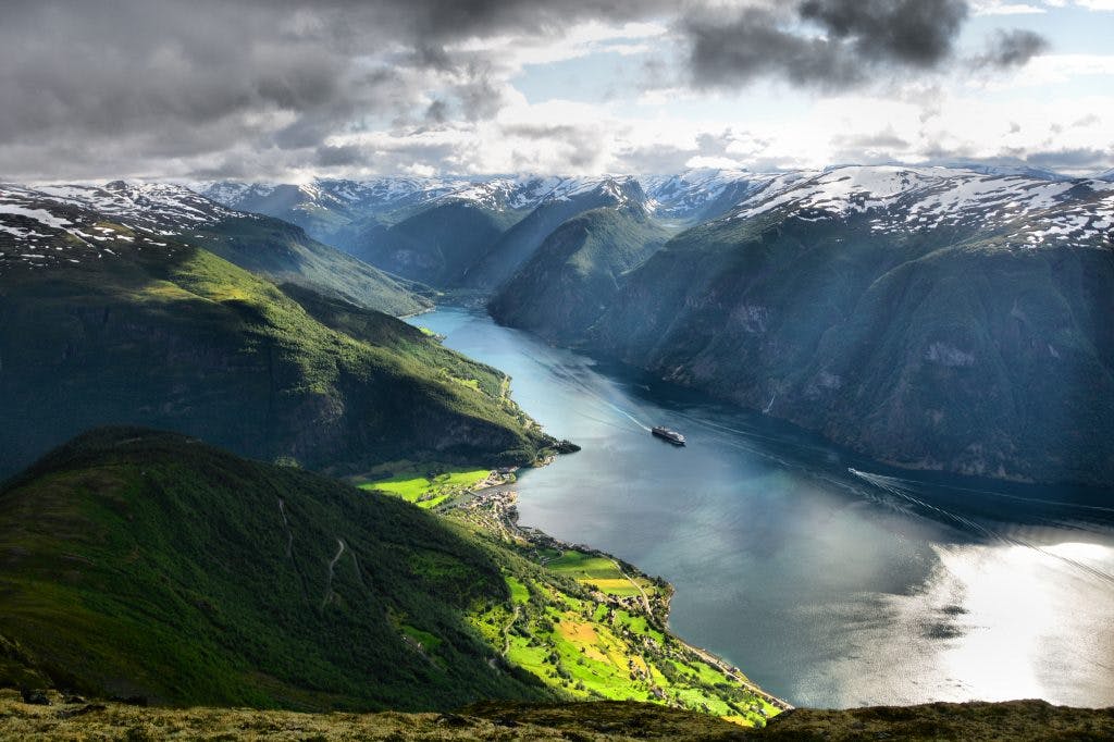 Private tour to Sognefjord, Gudvangen, and Flåm from Bergen
