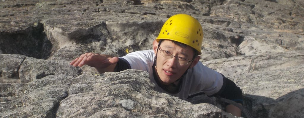 Combinazione di discesa in corda doppia e arrampicata di un'intera giornata a Blue Mountains