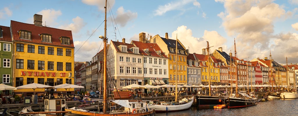 Descubre los famosos monumentos de Copenhague en un tour fotográfico privado