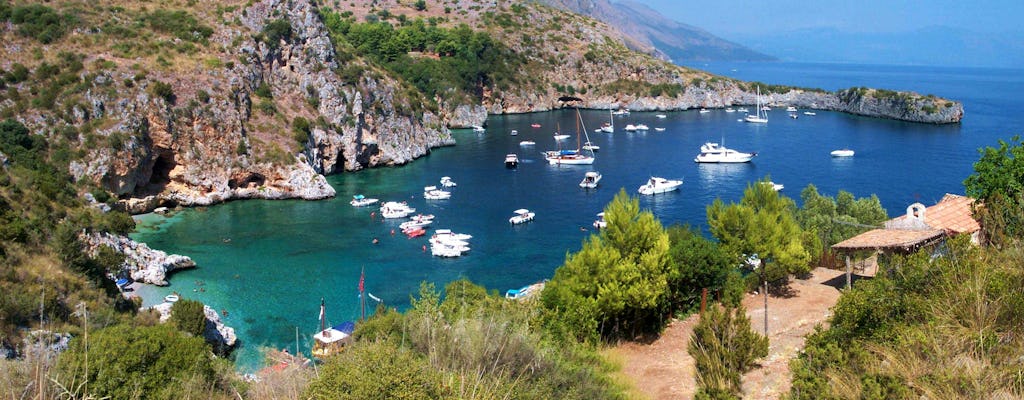 Excursão de barco a Baia degli Infreschi