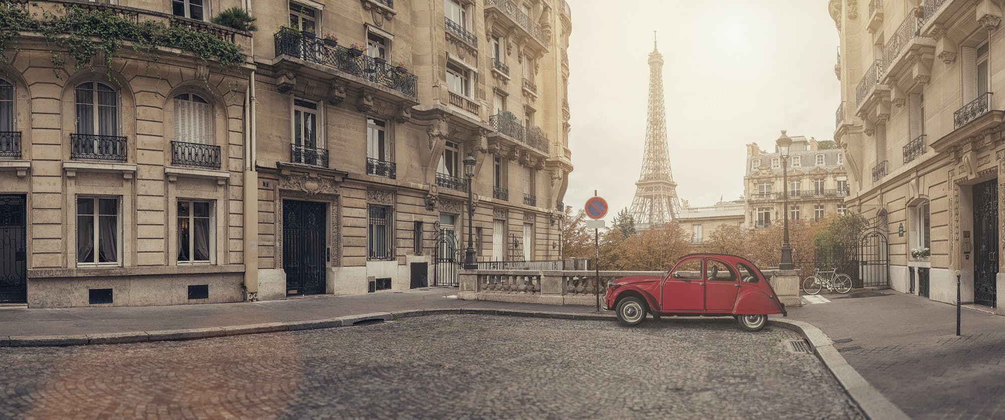 Tour privado por la noche de París en un 2CV vintage con champán