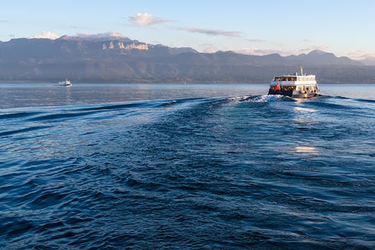 Passeio de barco de ida e volta entre Lausanne e Evian