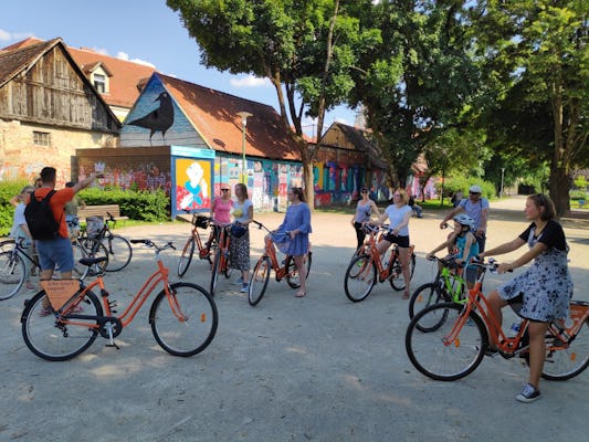 Zagreb city highlights bike tour