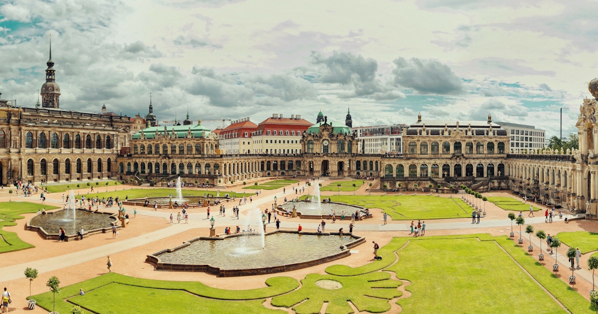 Zwinger Palace tours