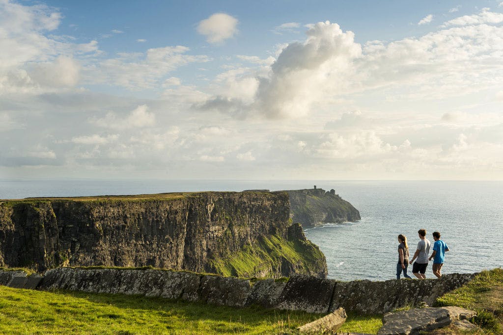 Tour avventuroso delle scogliere di Moher e di Galway da Dublino