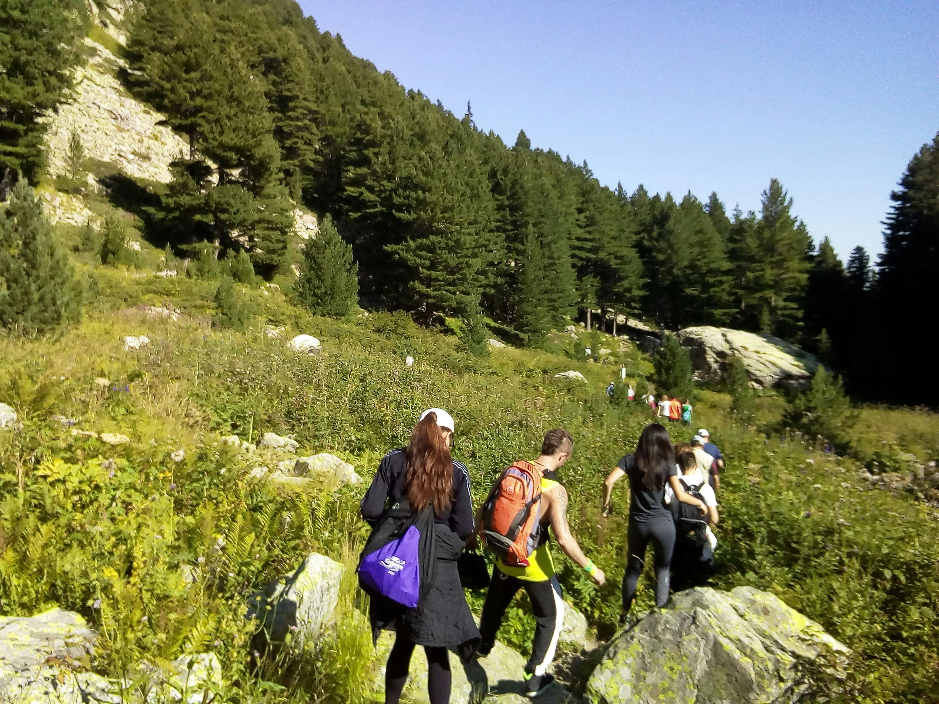 Experiência de caminhada autoguiada nas montanhas Rila e no Monte Mousala de Sofia