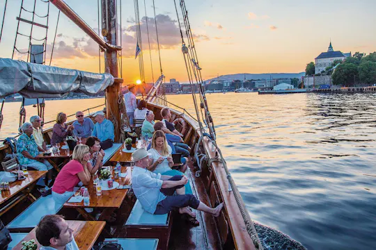 Frokostsejlads gennem Oslo-fjorden