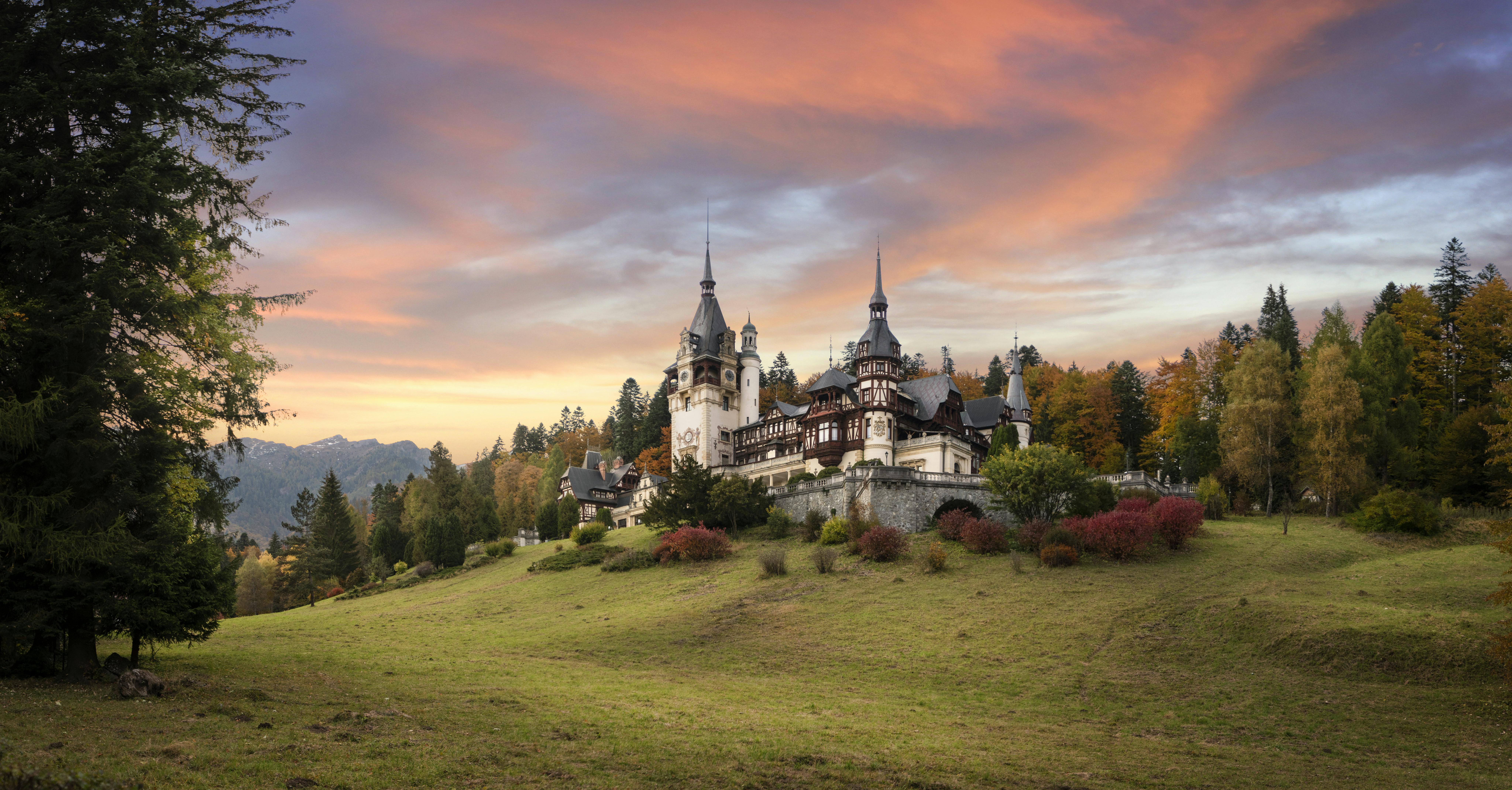 Private tour to Sinaia and Bucharest