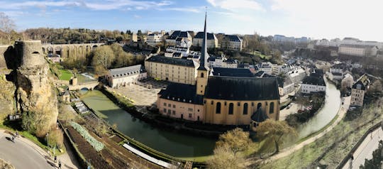 Jogo romântico de exploração do Luxemburgo e passeio