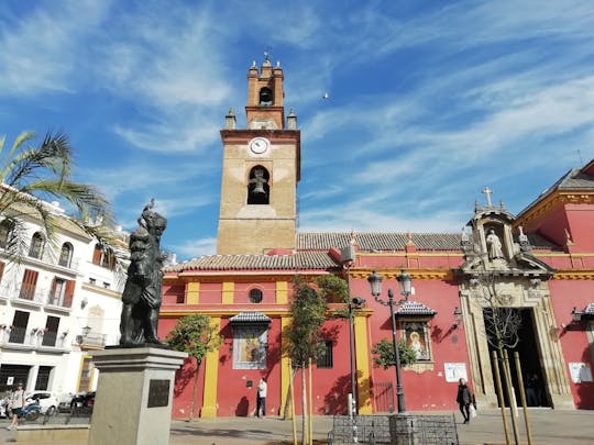 Recorrido y juego de exploración por el casco antiguo de Sevilla