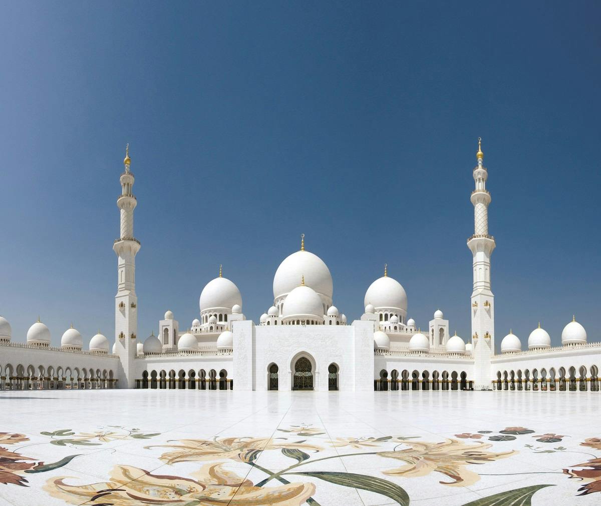 Sightseeing & traditions in Abu Dhabi | musement