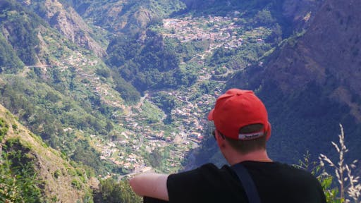 4x4 Cliffs, Valley & Catamaran Tour