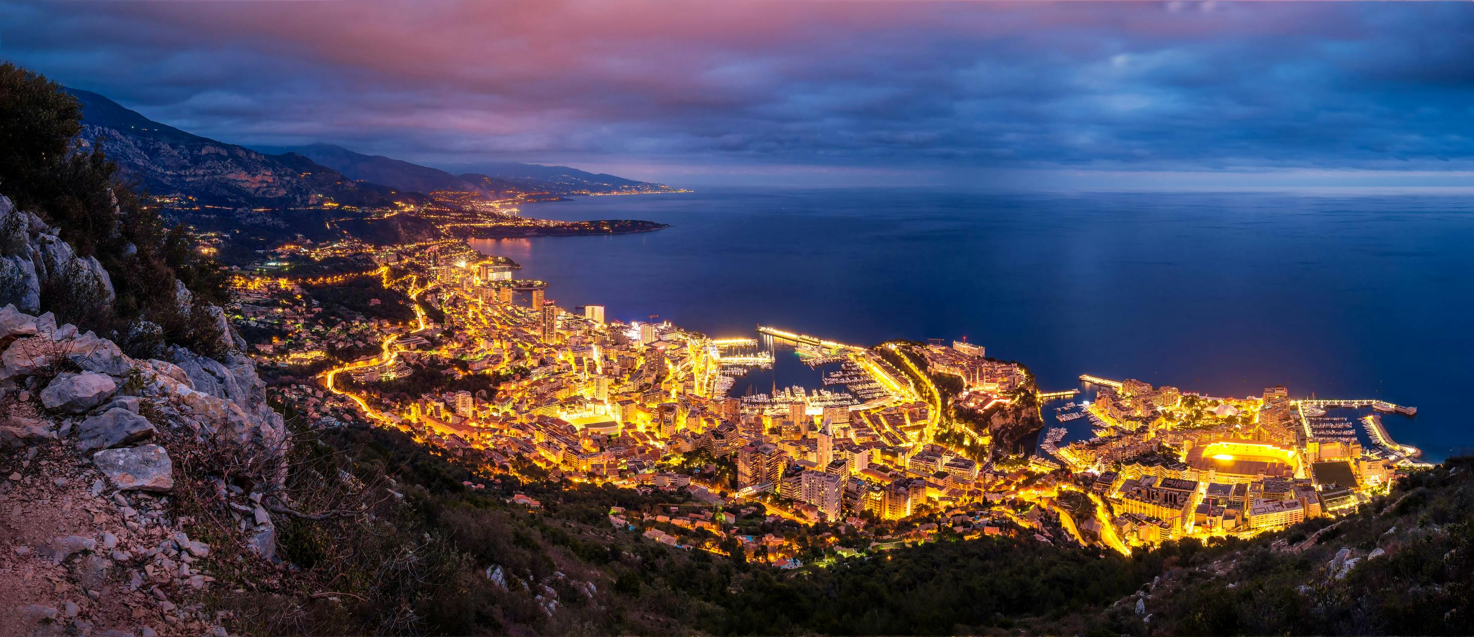 Tour privado de Mónaco y Montecarlo de noche.