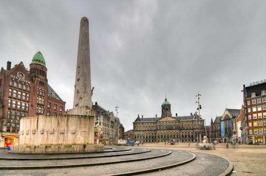 Private World War II tour in Amsterdam