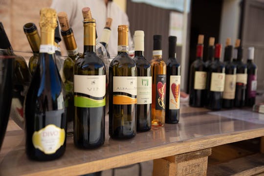 Proeverij tussen Oriolo en de inheemse wijnstokken van Romagna