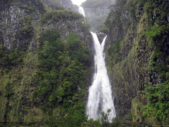Wanderung durch das Rabaçal Tal