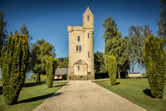 Day trip to Somme Battlefields, Australian memorial and Amiens cathedral from Paris