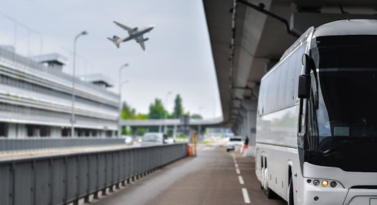 Bus transfer between Malpensa airport and Milan city center