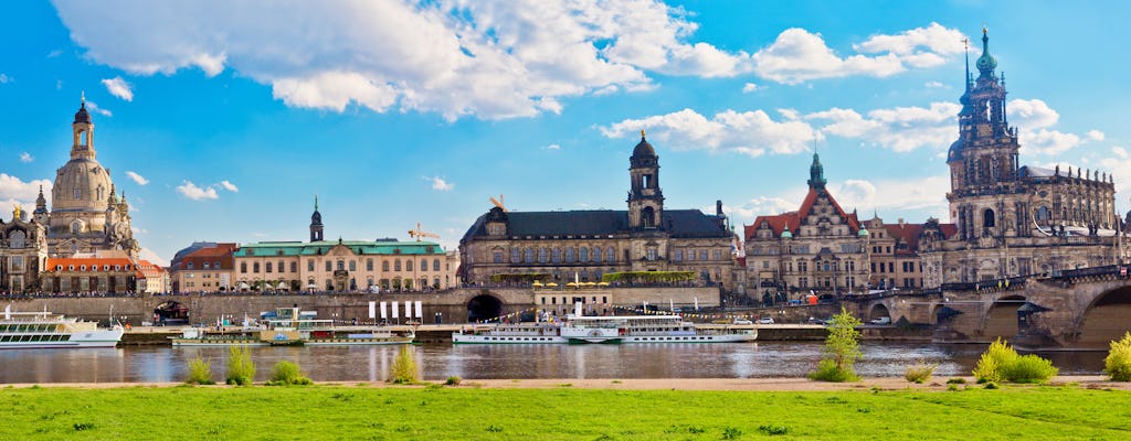 Wycieczka rowerowa po dużym mieście w Dreźnie